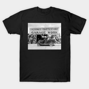 Cherokee Parts Store, 1936. Vintage Photo T-Shirt